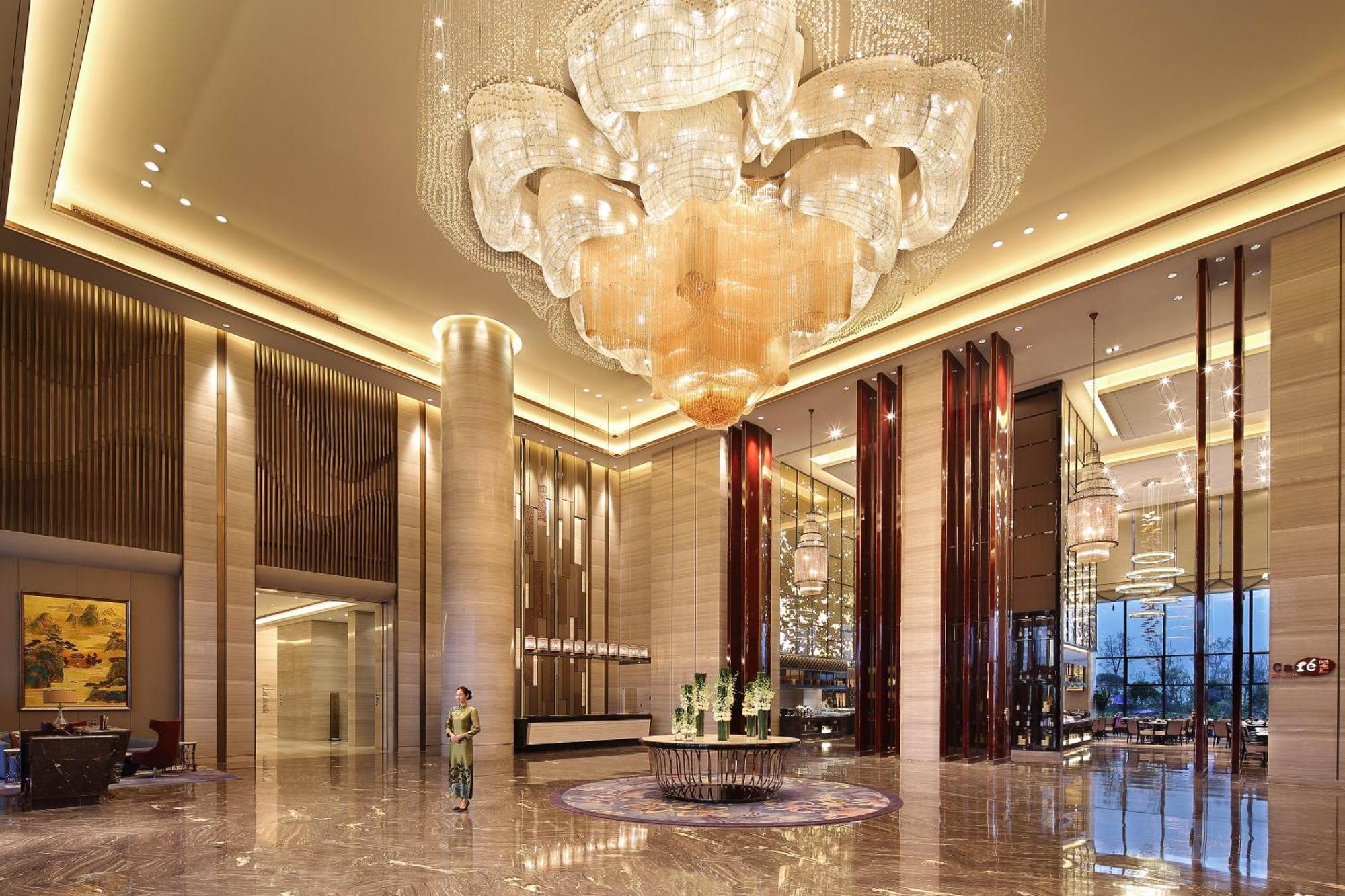 Wanda Realm Guangyuan Hotel Exterior photo
